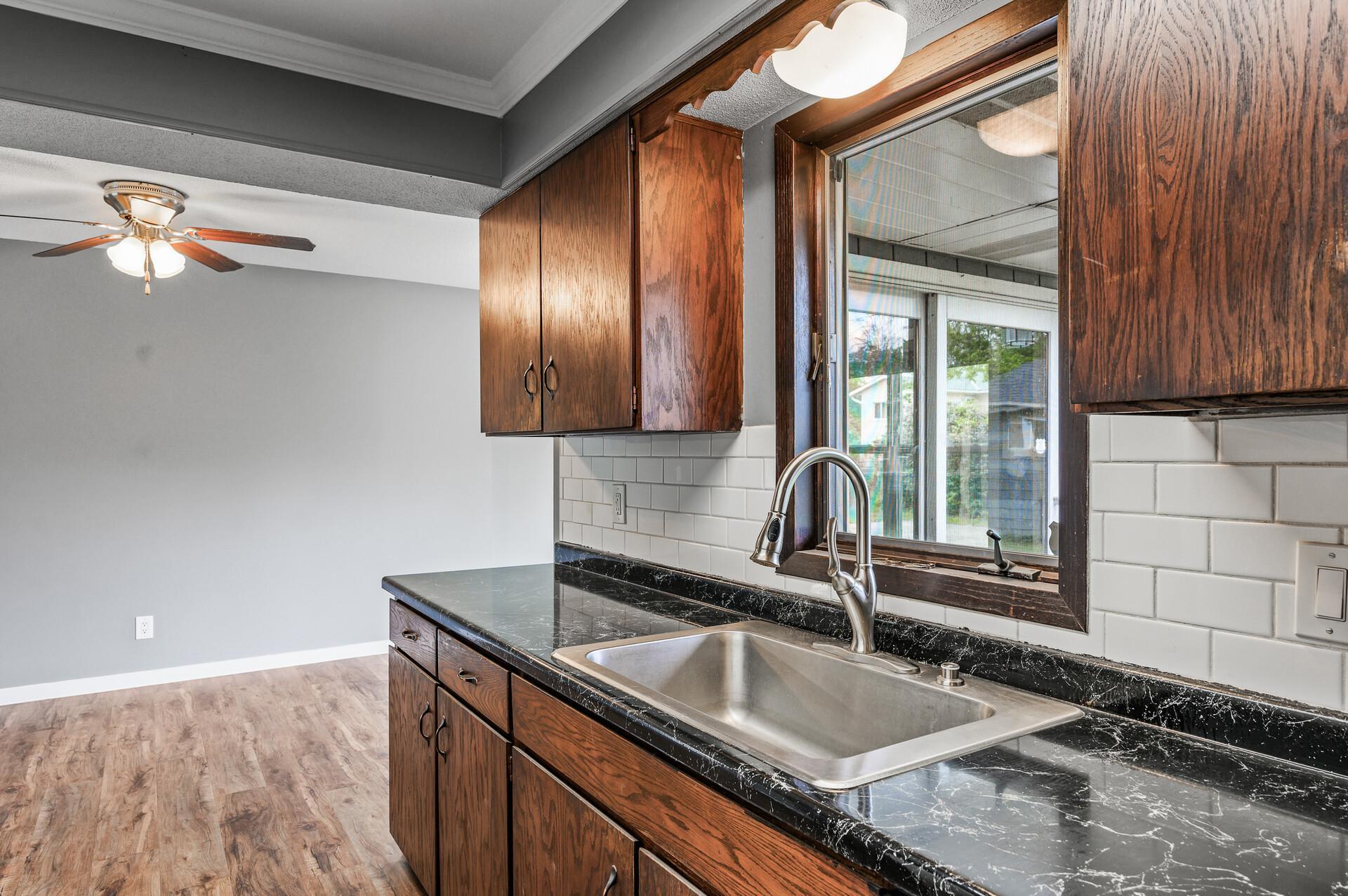 1319 21st Street W