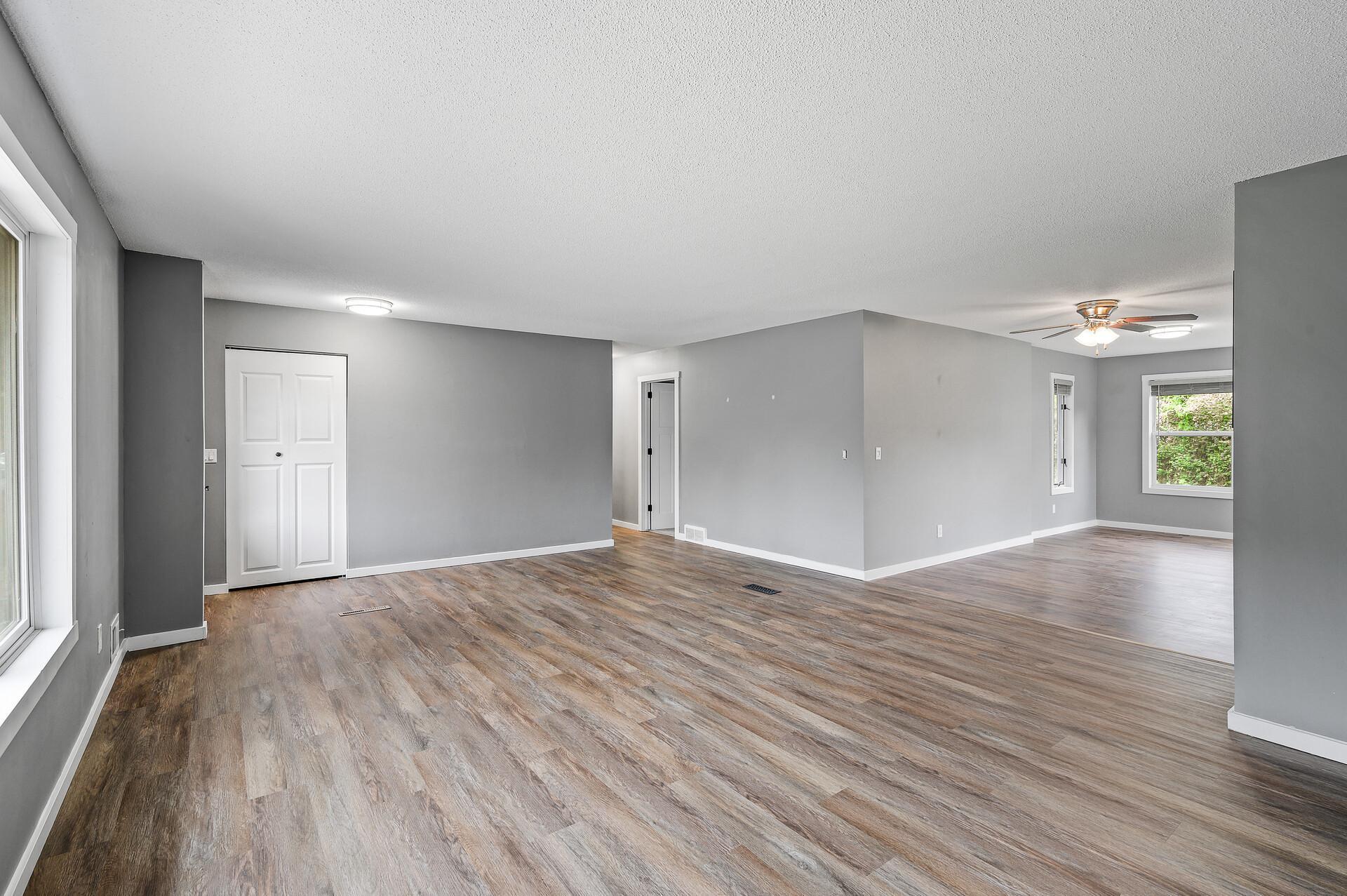 1319 21st Street W