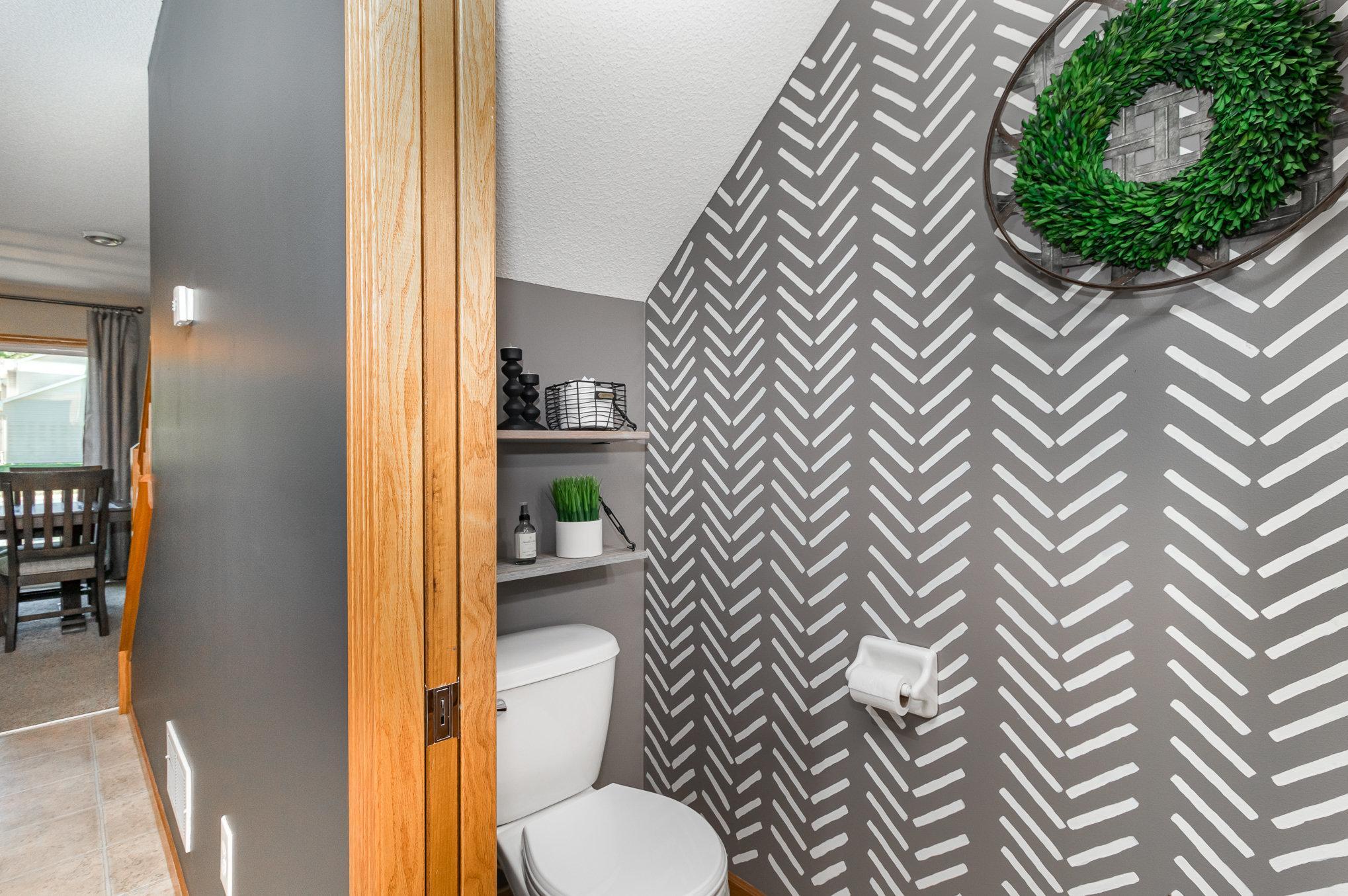 3831 232nd Avenue NW Unit: 105