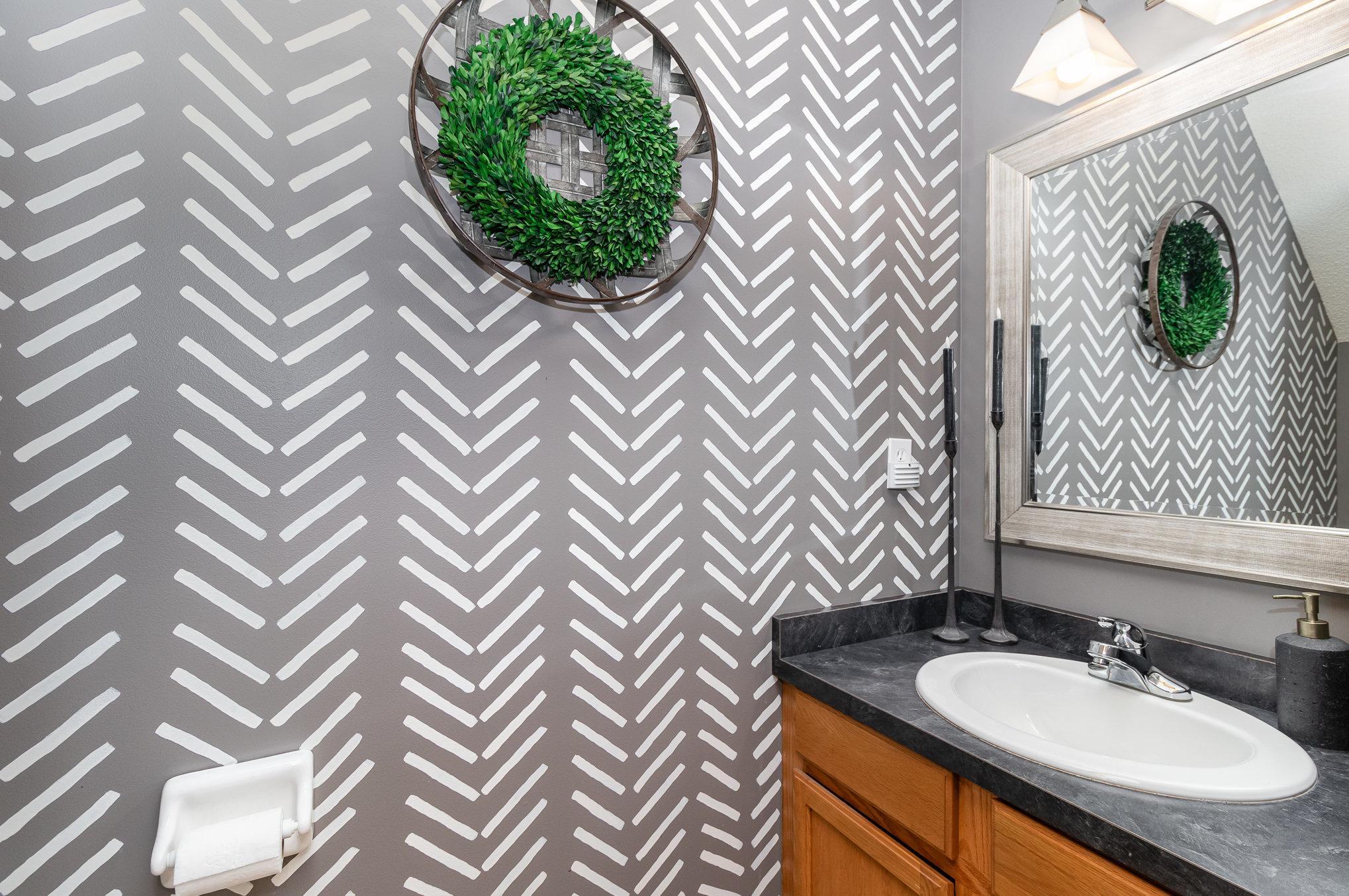 3831 232nd Avenue NW Unit: 105