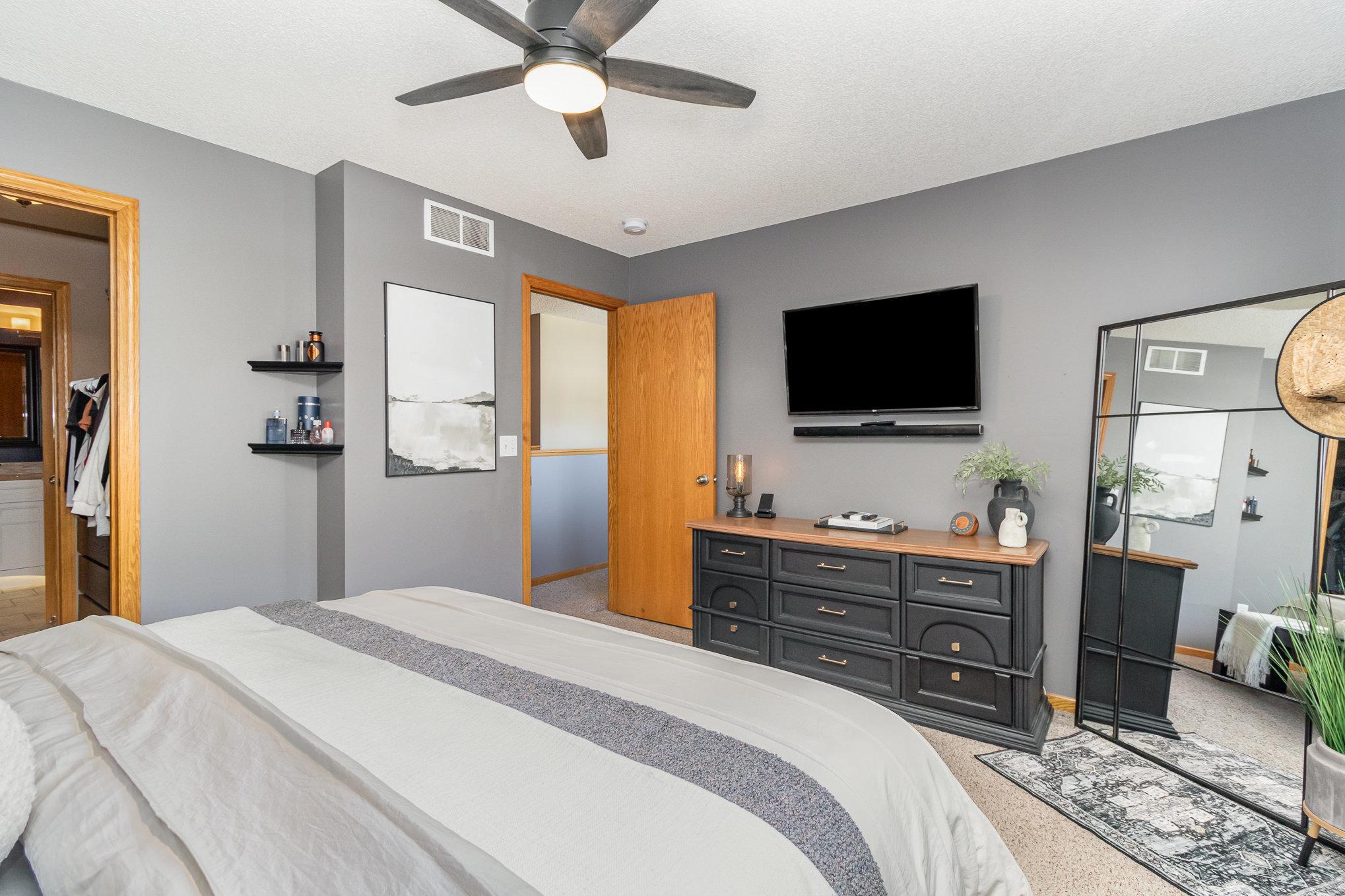 3831 232nd Avenue NW Unit: 105