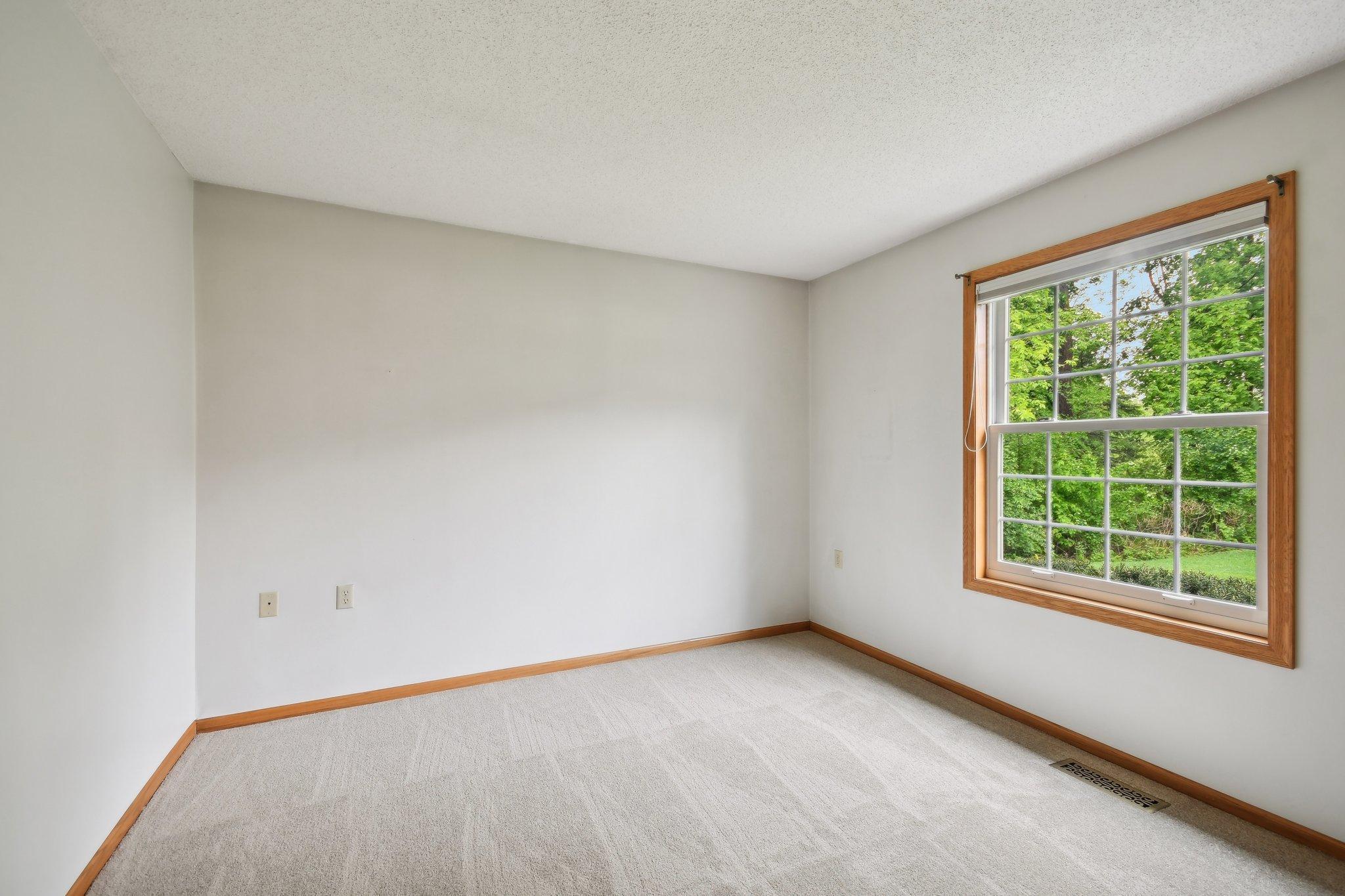6879 Inverness Trail