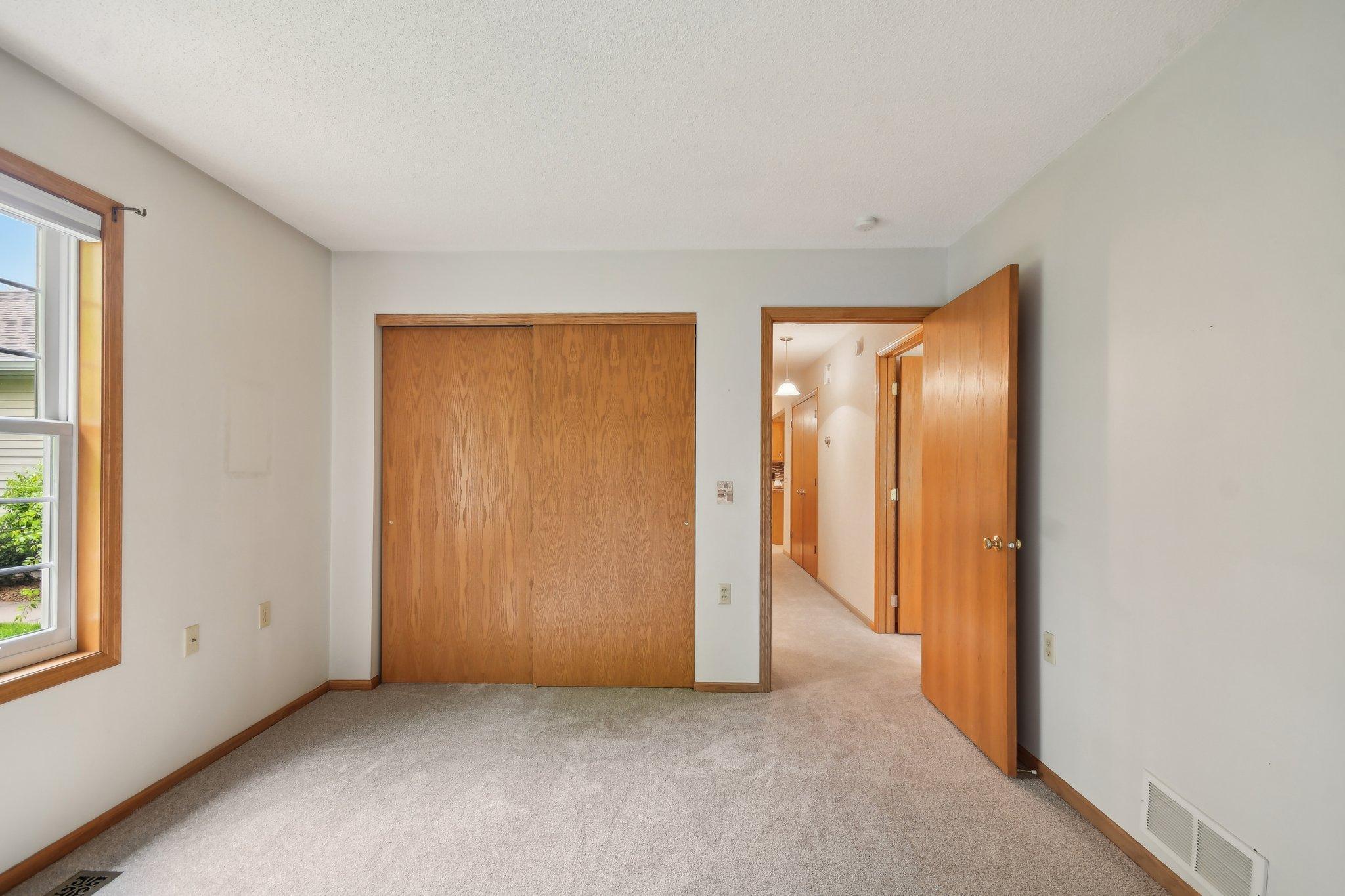 6879 Inverness Trail
