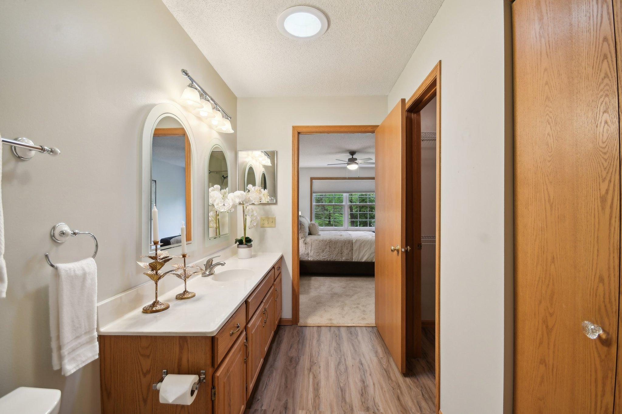 6879 Inverness Trail