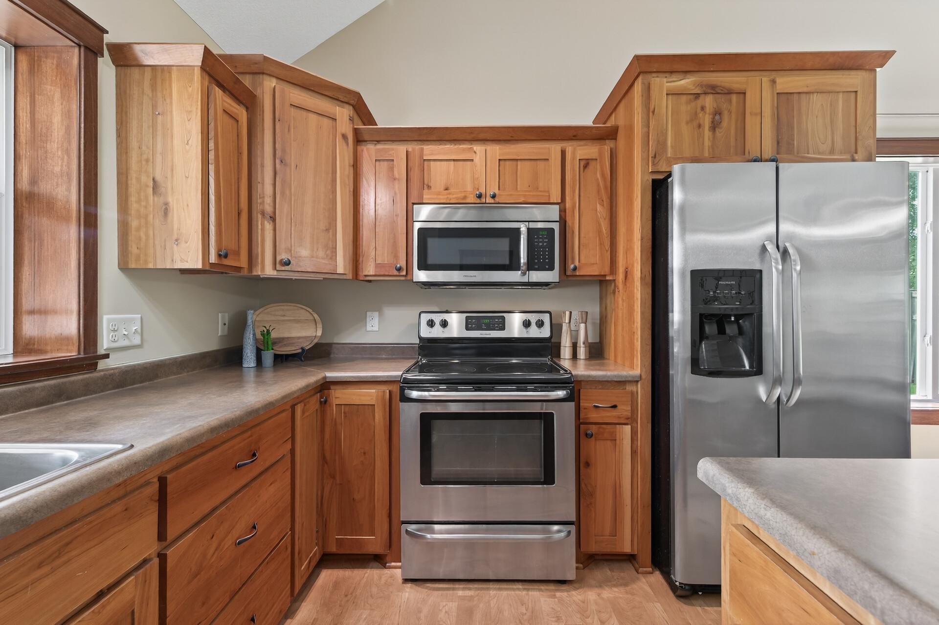 35 E Pullman Avenue