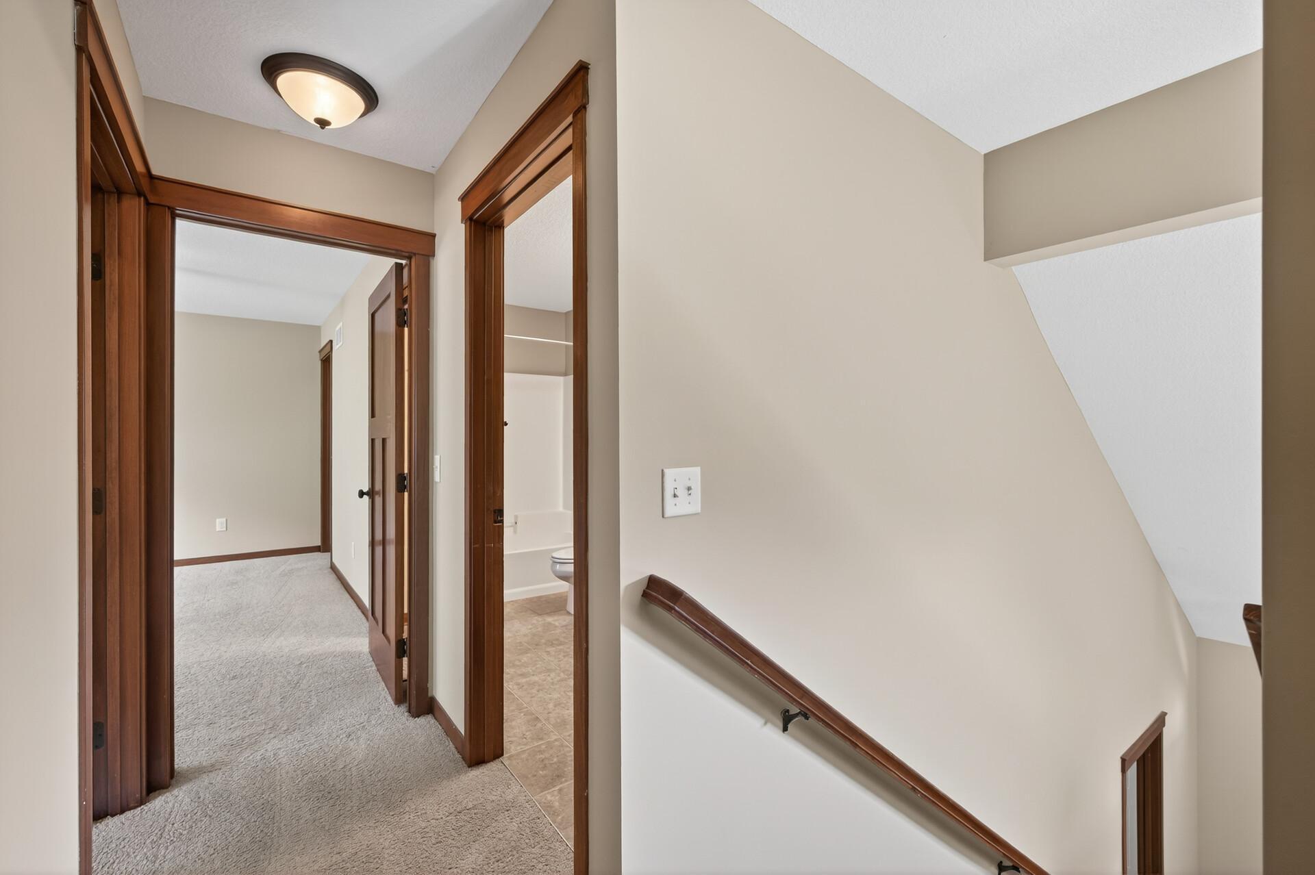 35 E Pullman Avenue