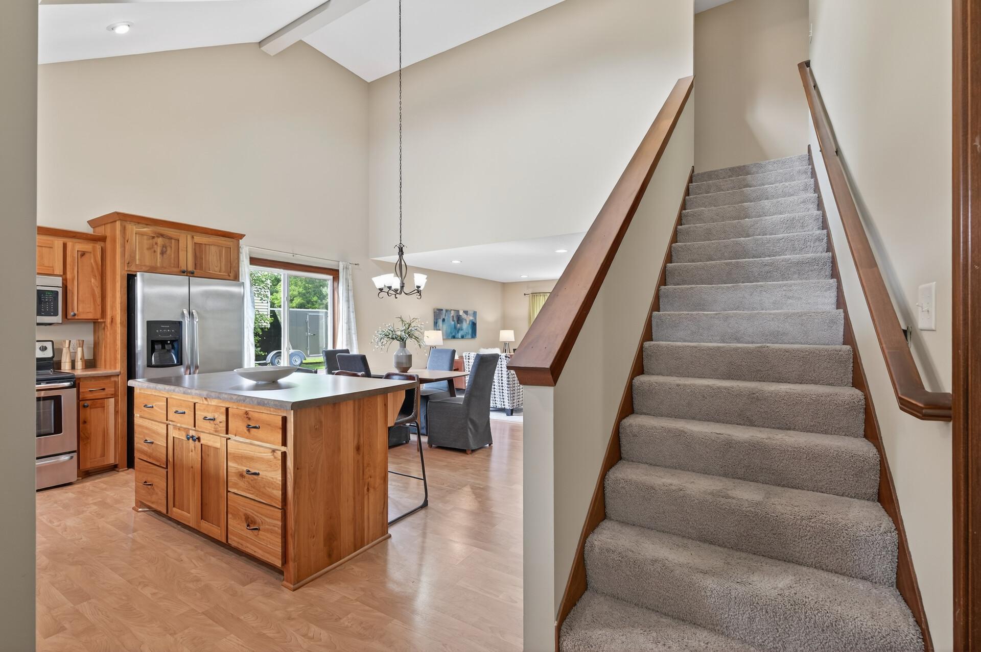 35 E Pullman Avenue