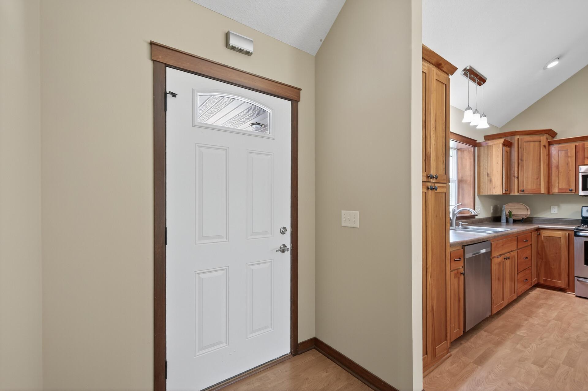 35 E Pullman Avenue