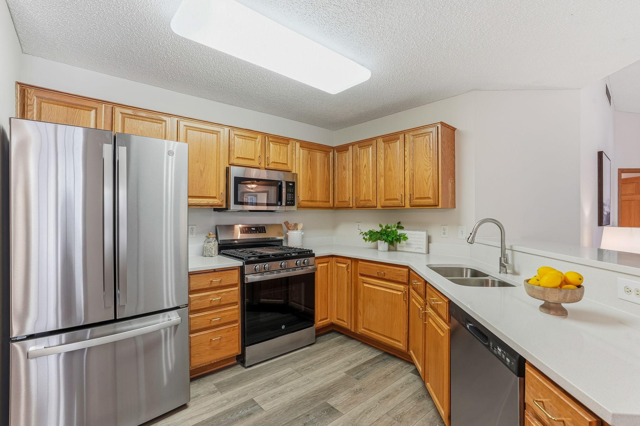 6140 150th Street N