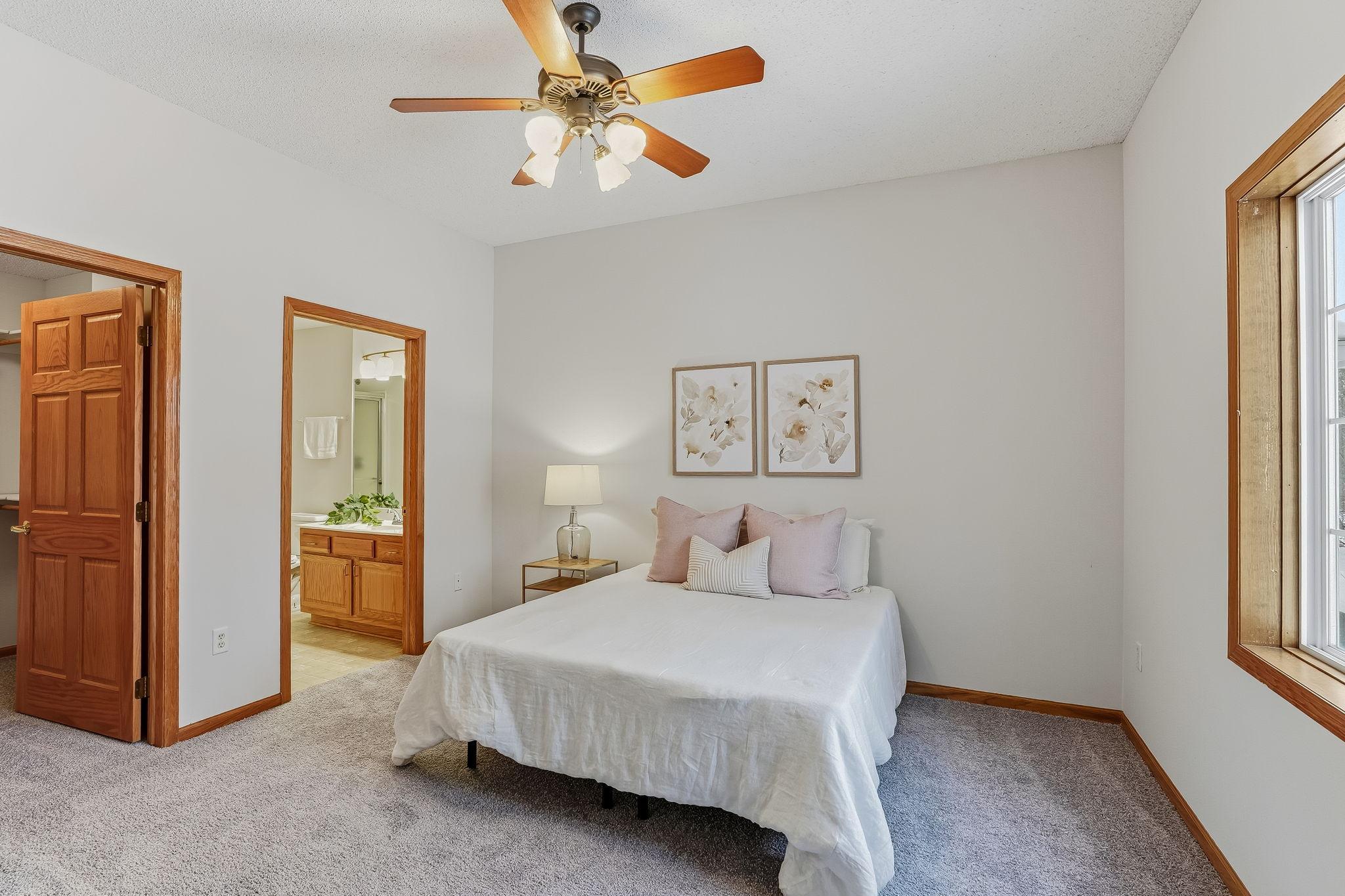 6140 150th Street N