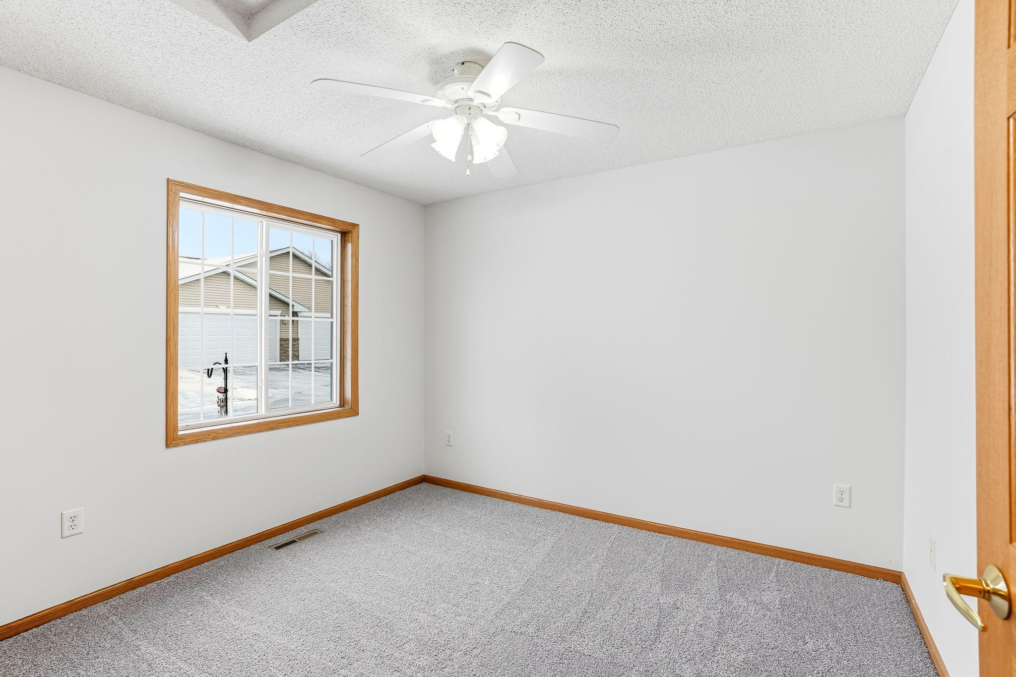 6140 150th Street N