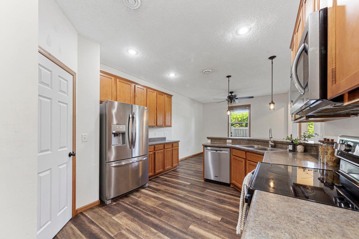 1912 Rose Way Unit: 601