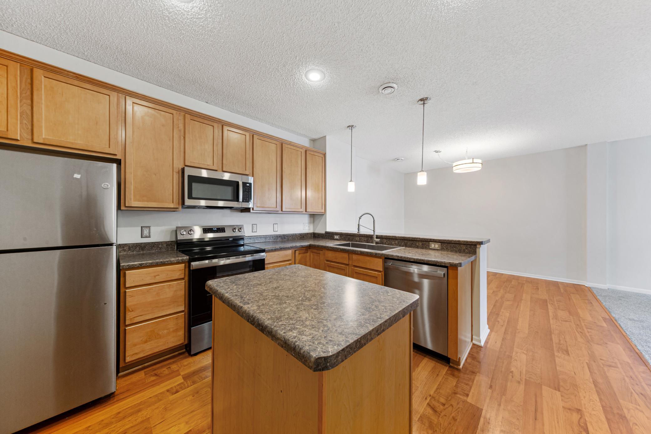 1862 13th Street W
