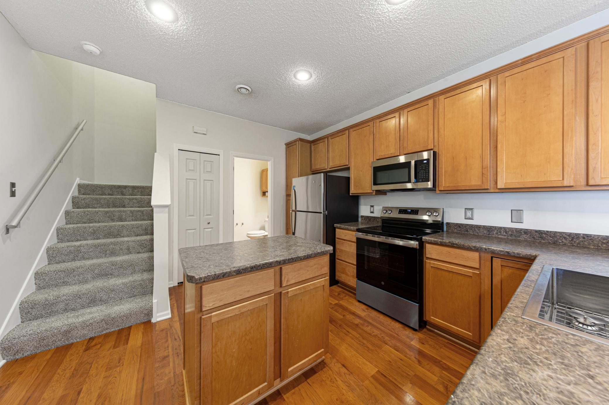 1862 13th Street W