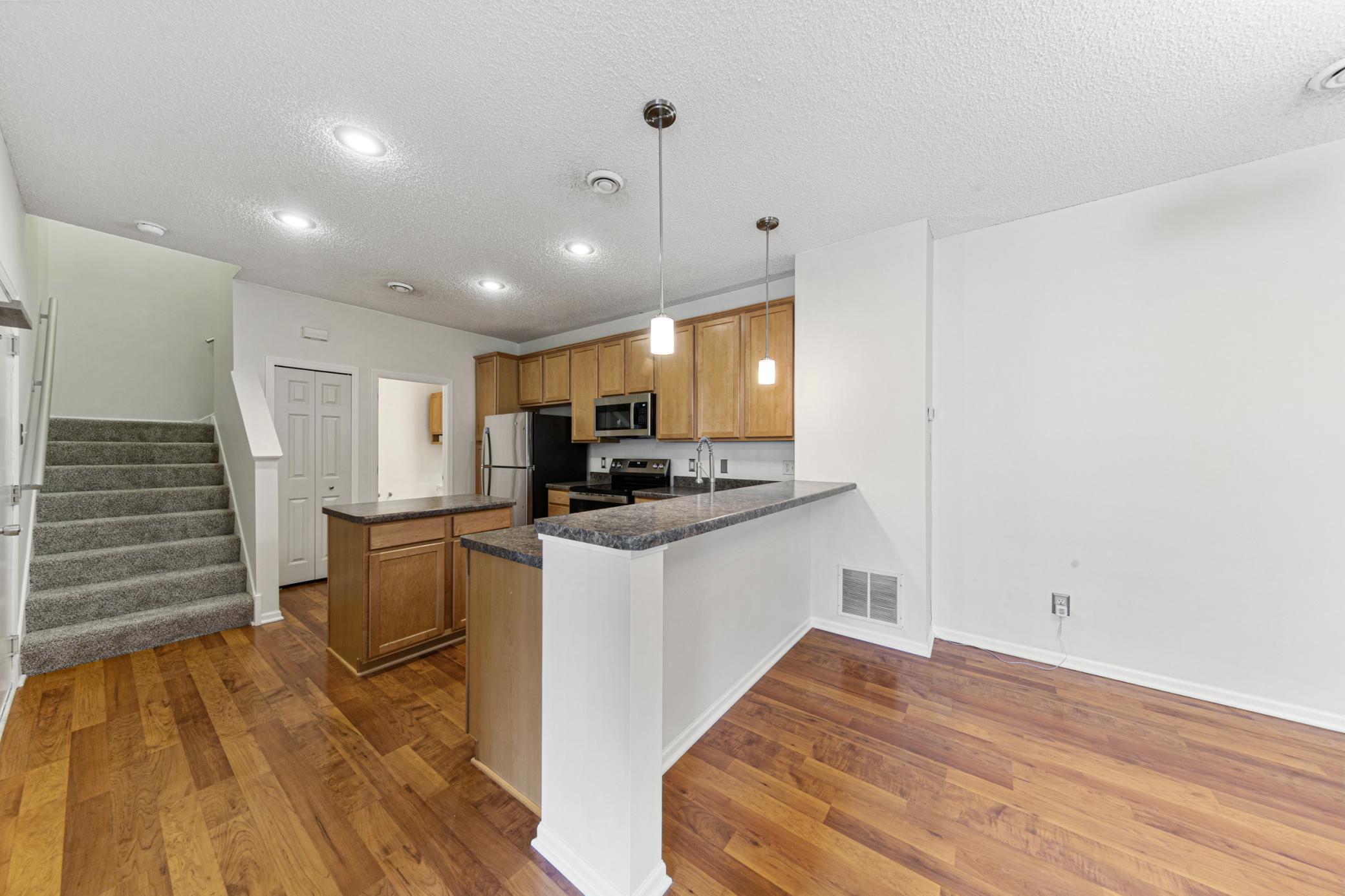 1862 13th Street W