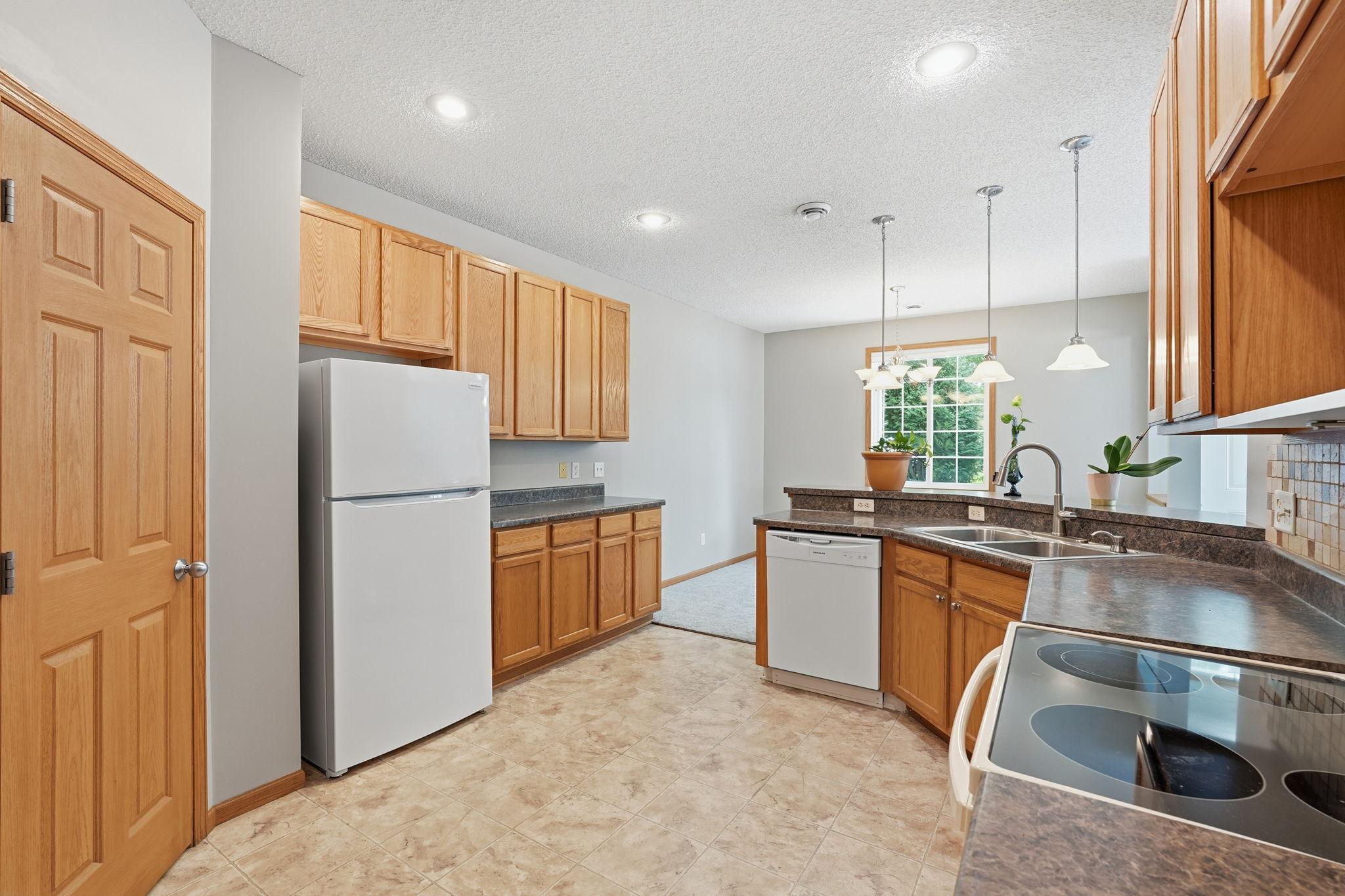 1878 13th Street W Unit: 906