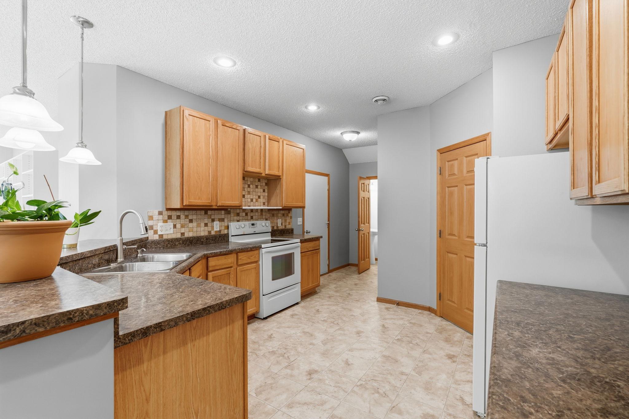 1878 13th Street W Unit: 906