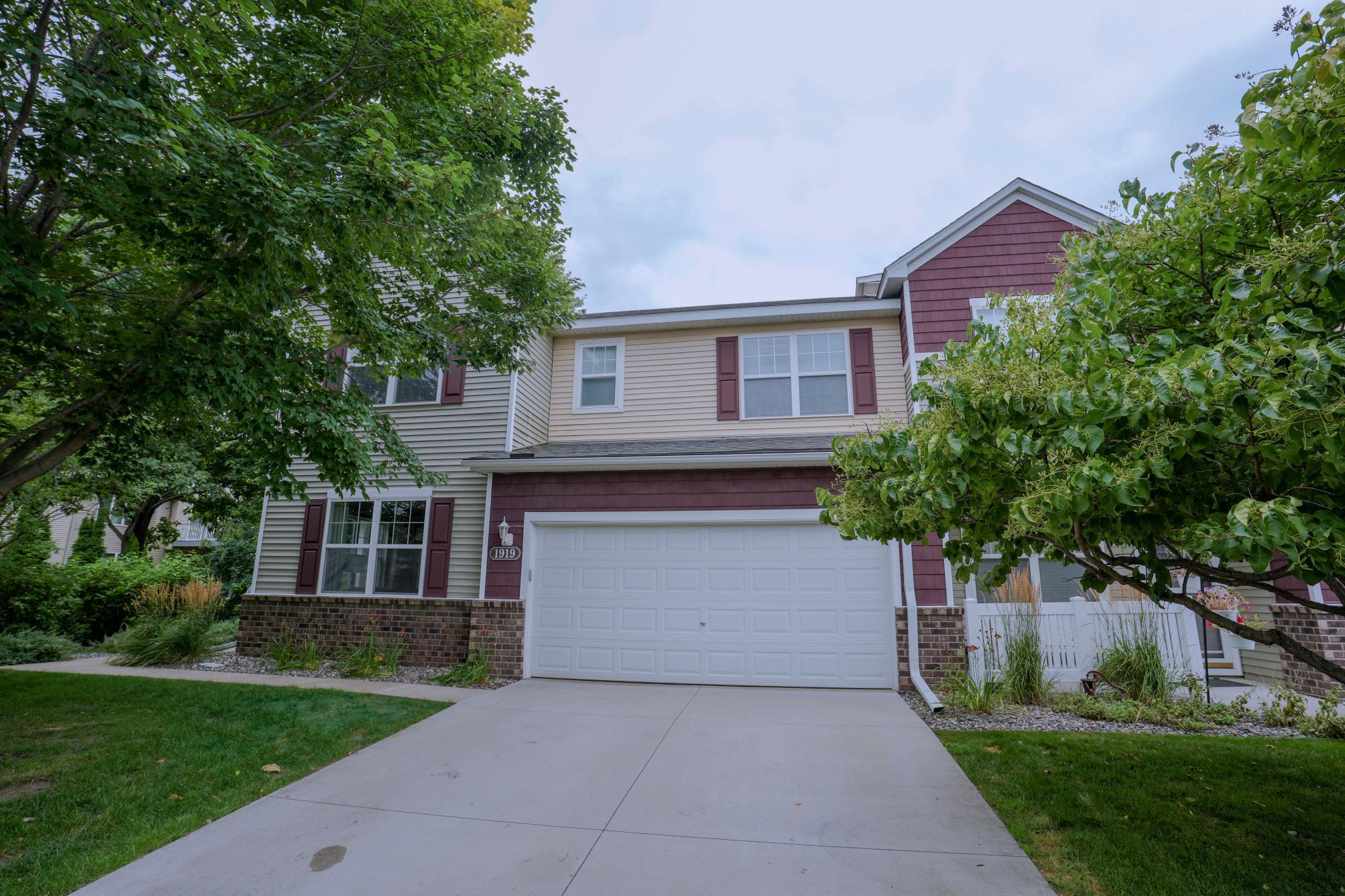 1919 Sierra Drive Unit: 1401