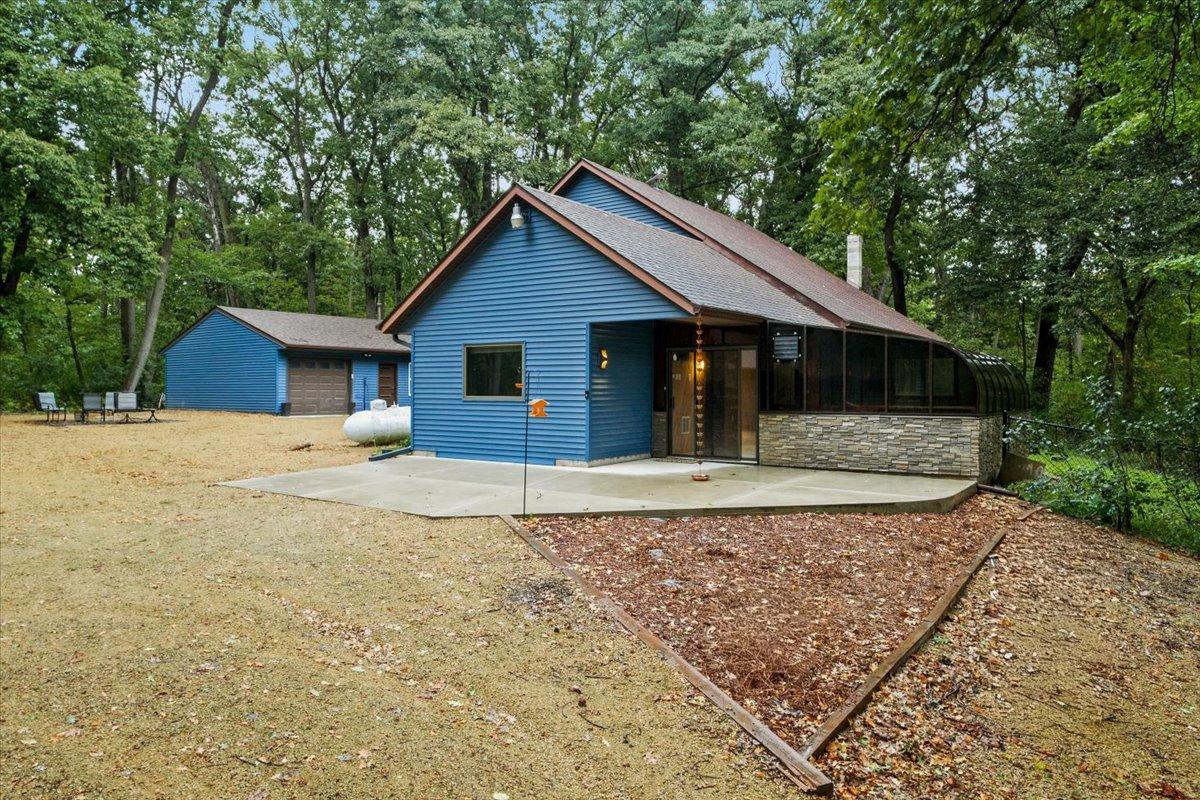 2285 277th Street W