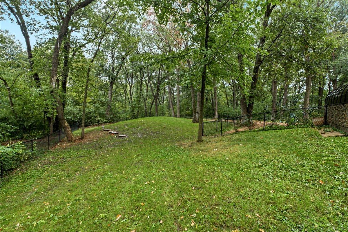 2285 277th Street W