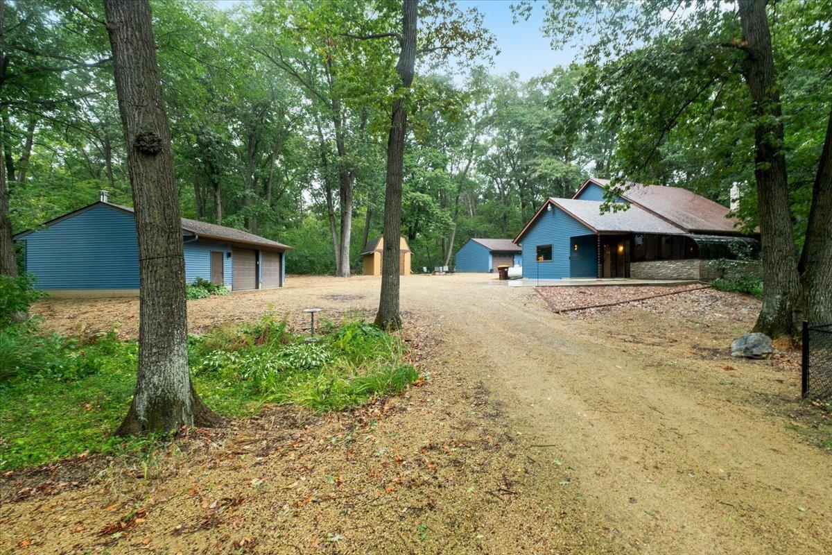 2285 277th Street W