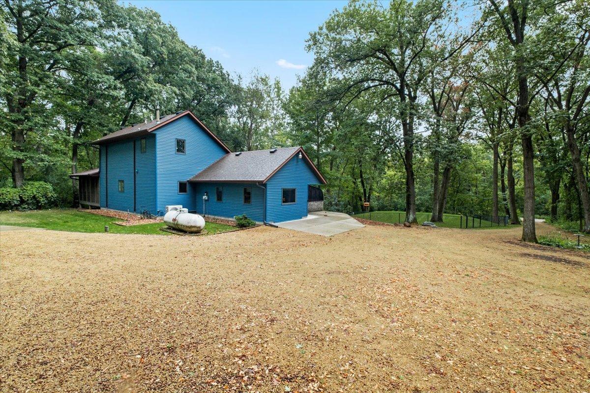 2285 277th Street W