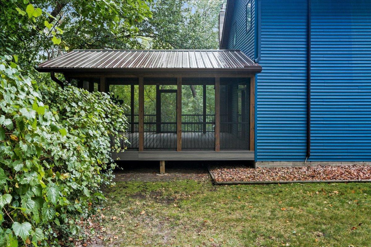 2285 277th Street W