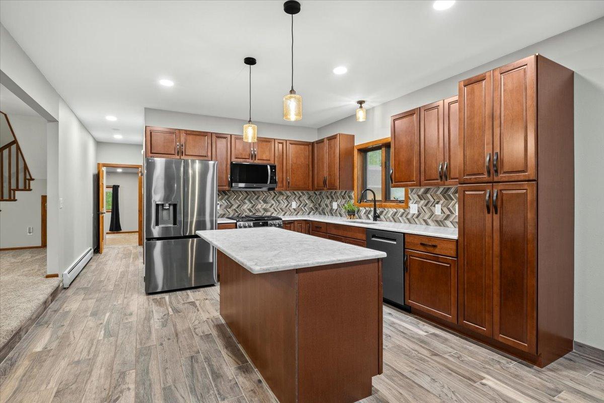 2285 277th Street W