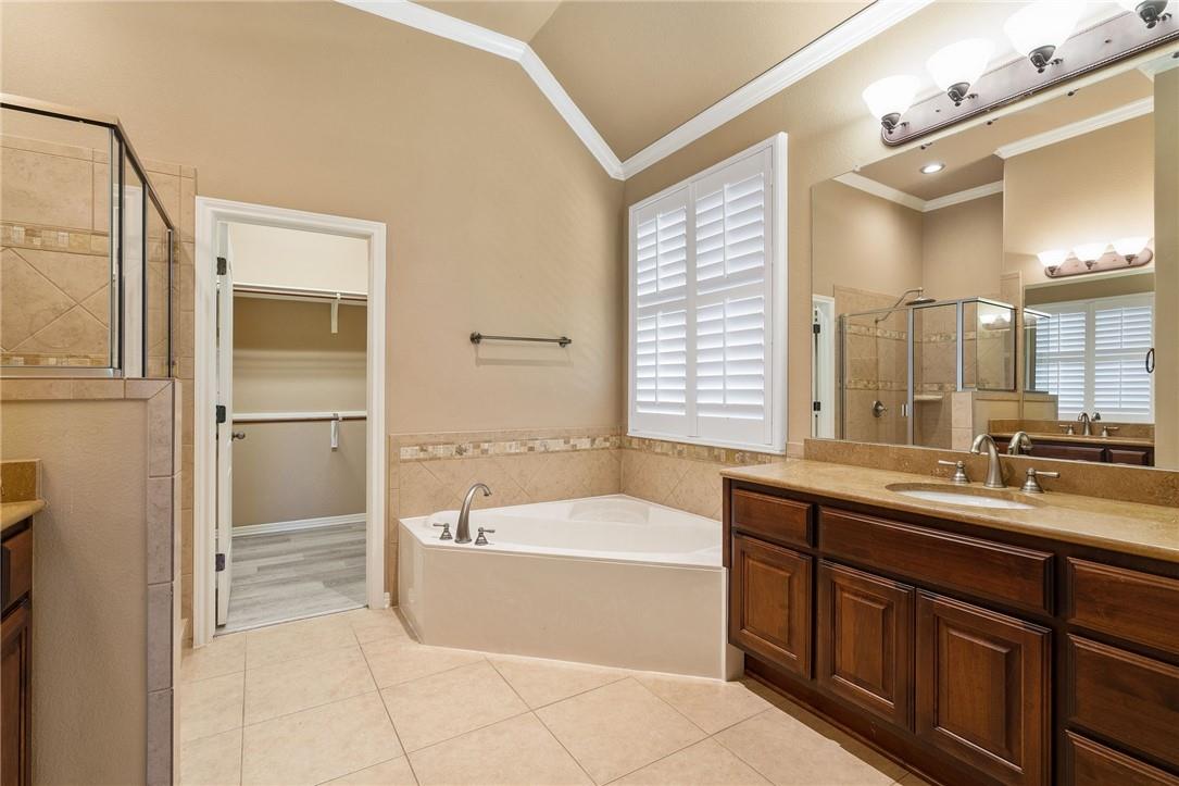 4708 Mont Blanc DR