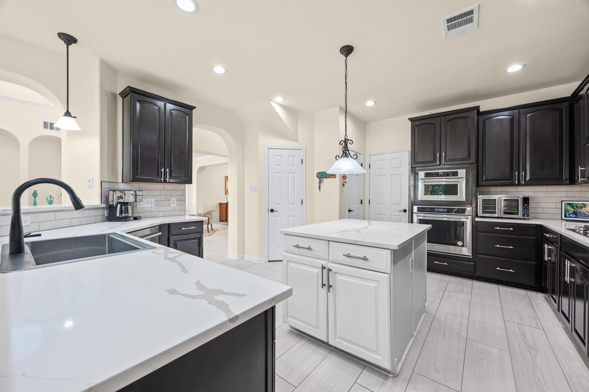 3030 Covington PL