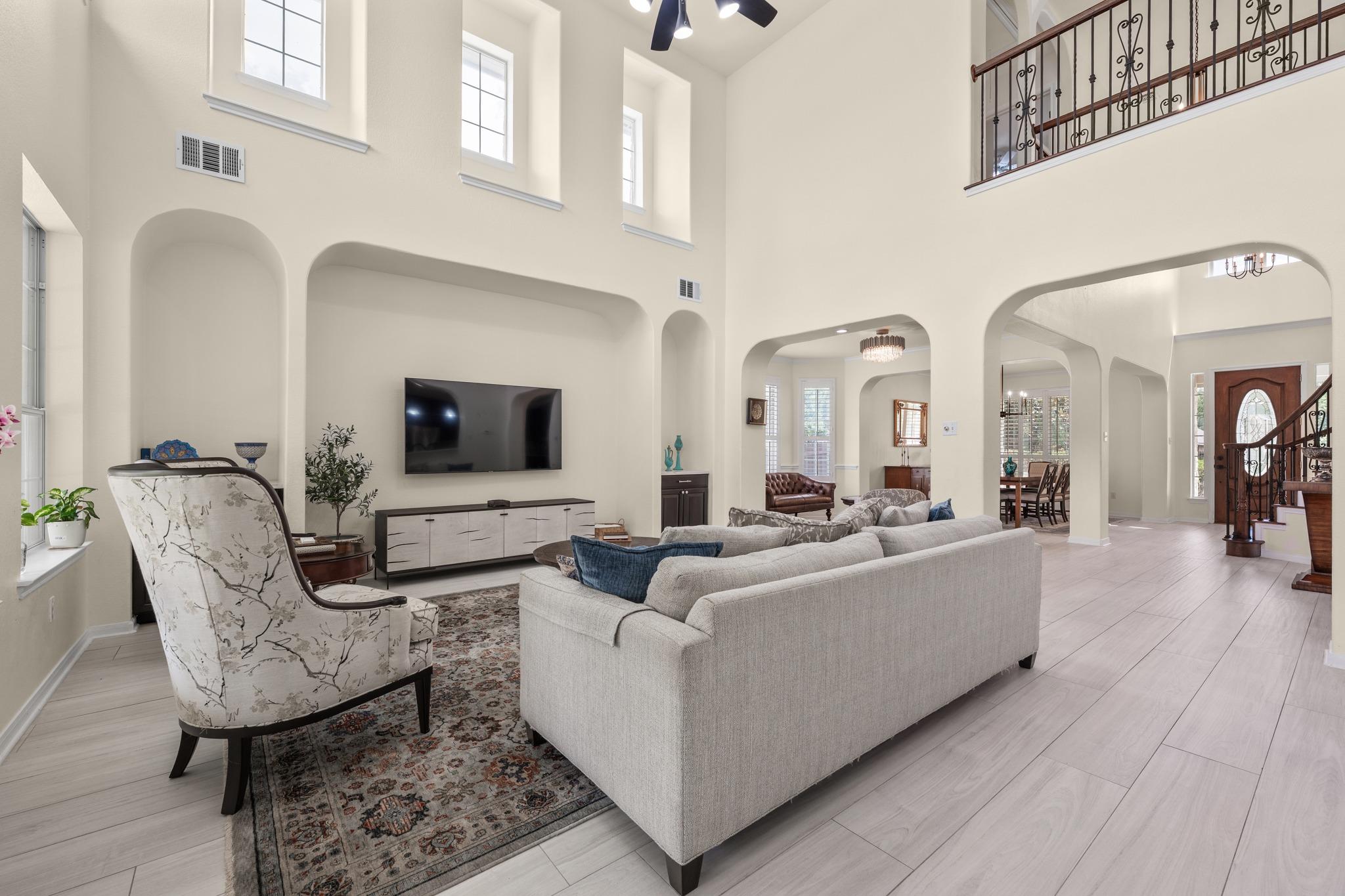 3030 Covington PL