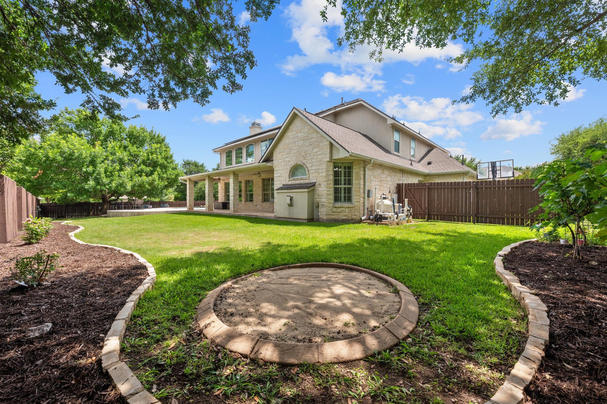 3030 Covington PL
