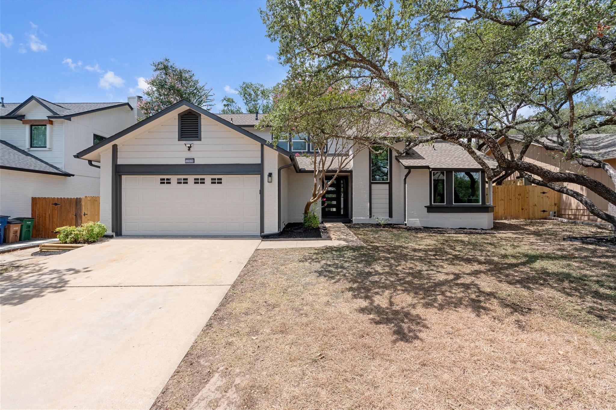 12026 Lincolnshire DR