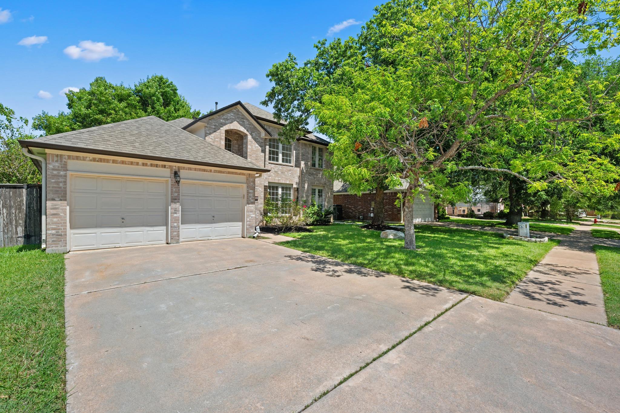 1304 Meadow Lark DR