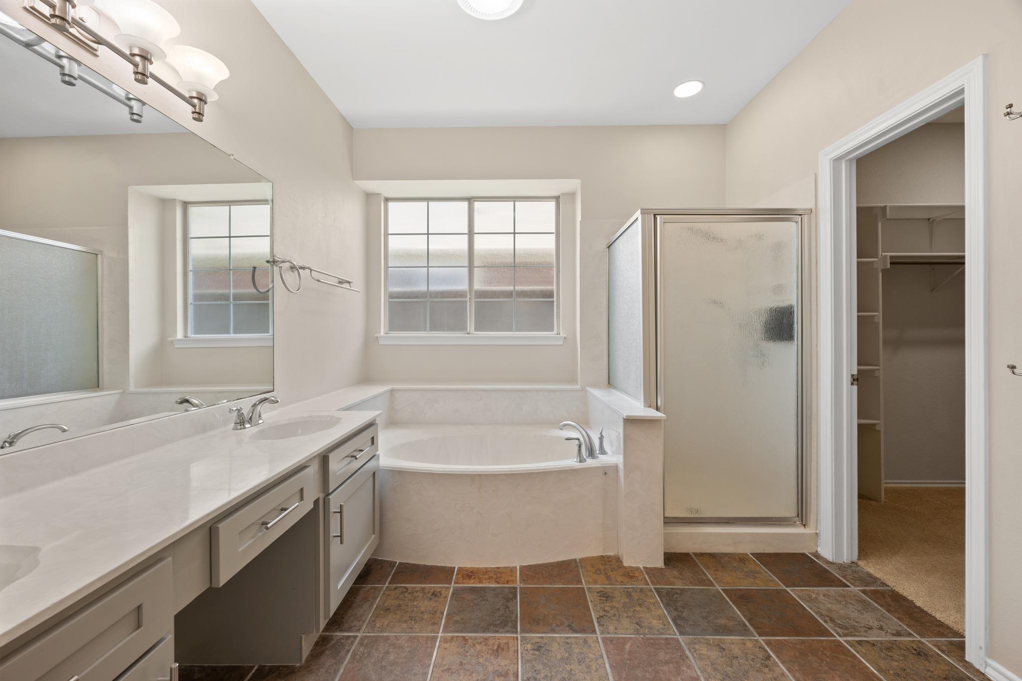 1304 Meadow Lark DR