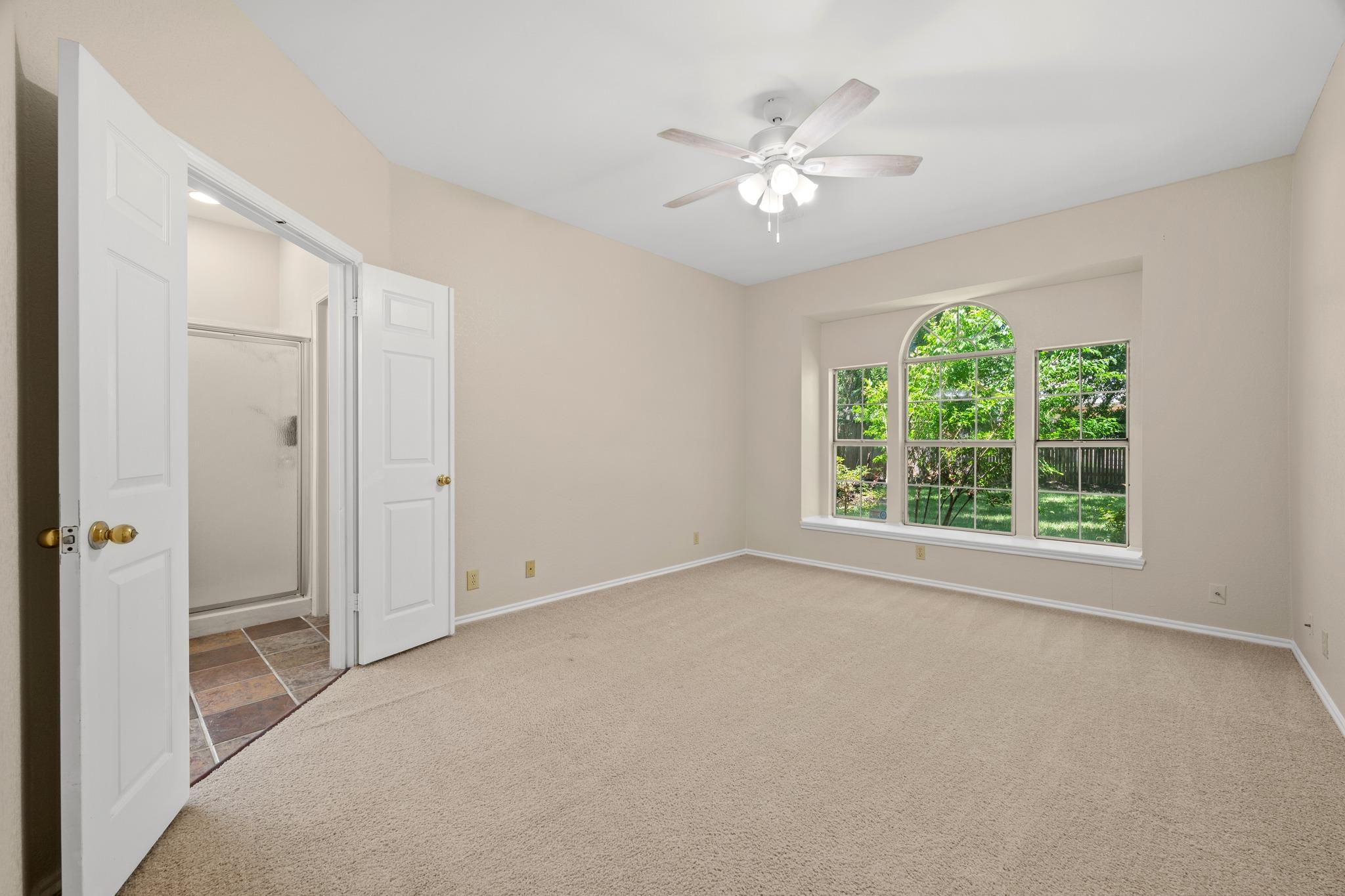 1304 Meadow Lark DR