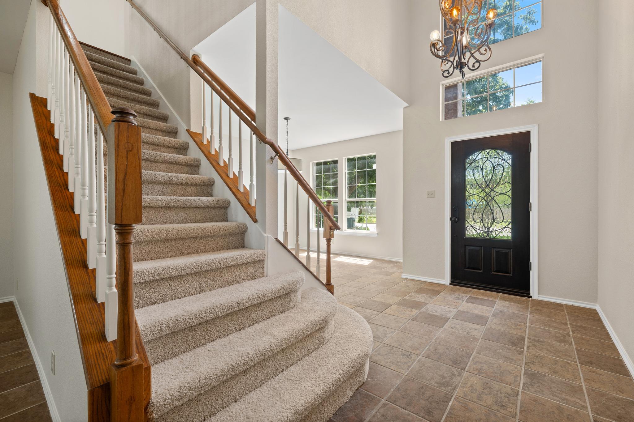 1304 Meadow Lark DR