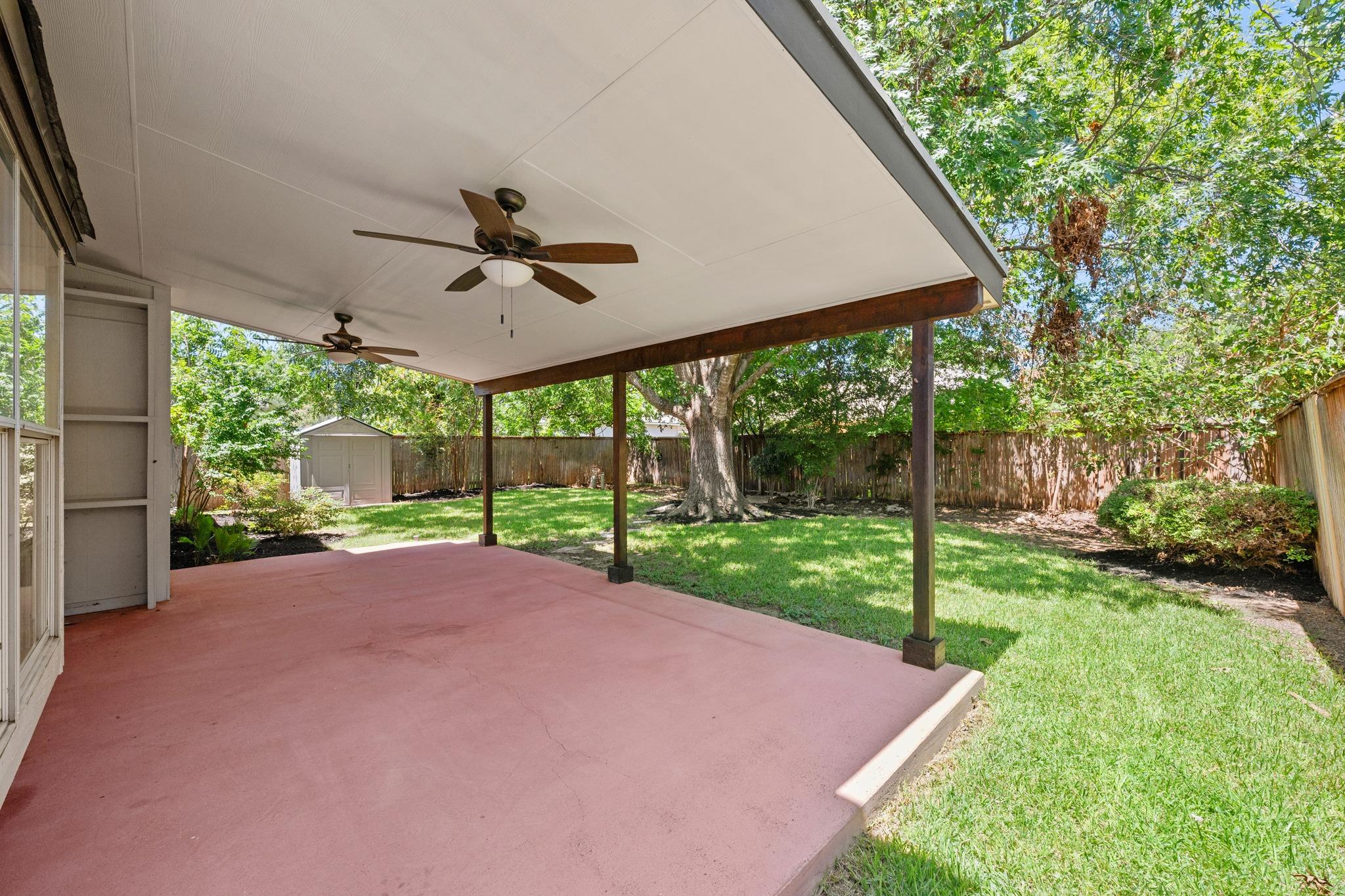 1304 Meadow Lark DR