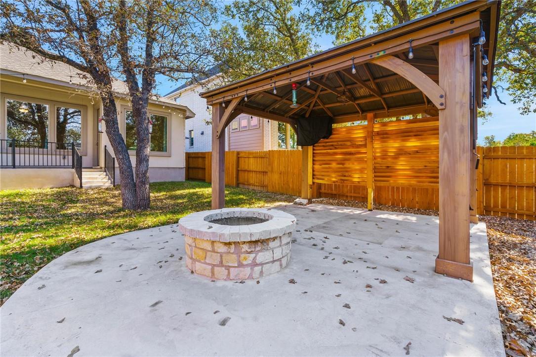 941 Del Raphael DR