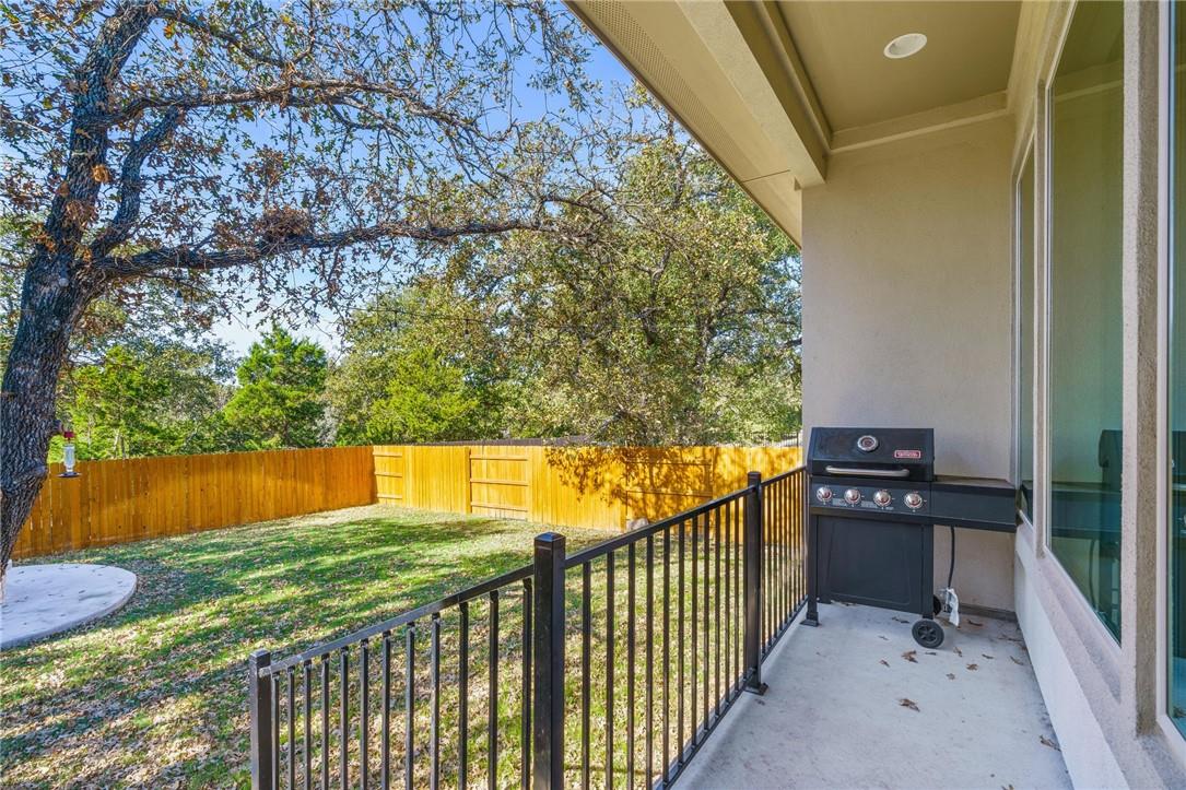 941 Del Raphael DR