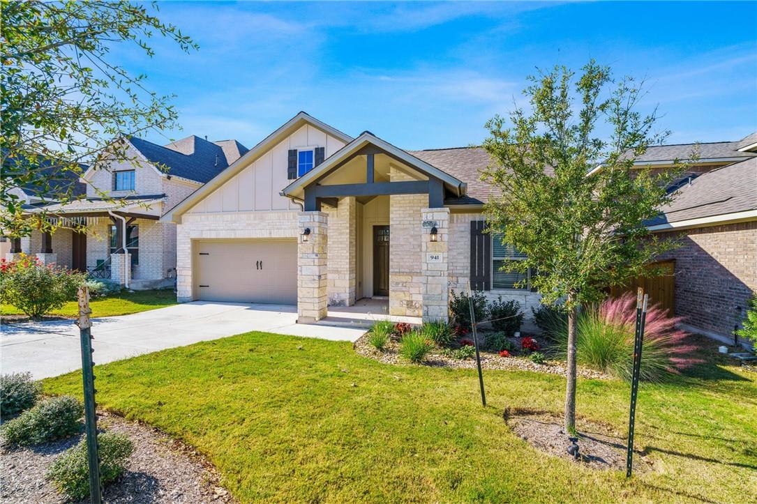 941 Del Raphael DR