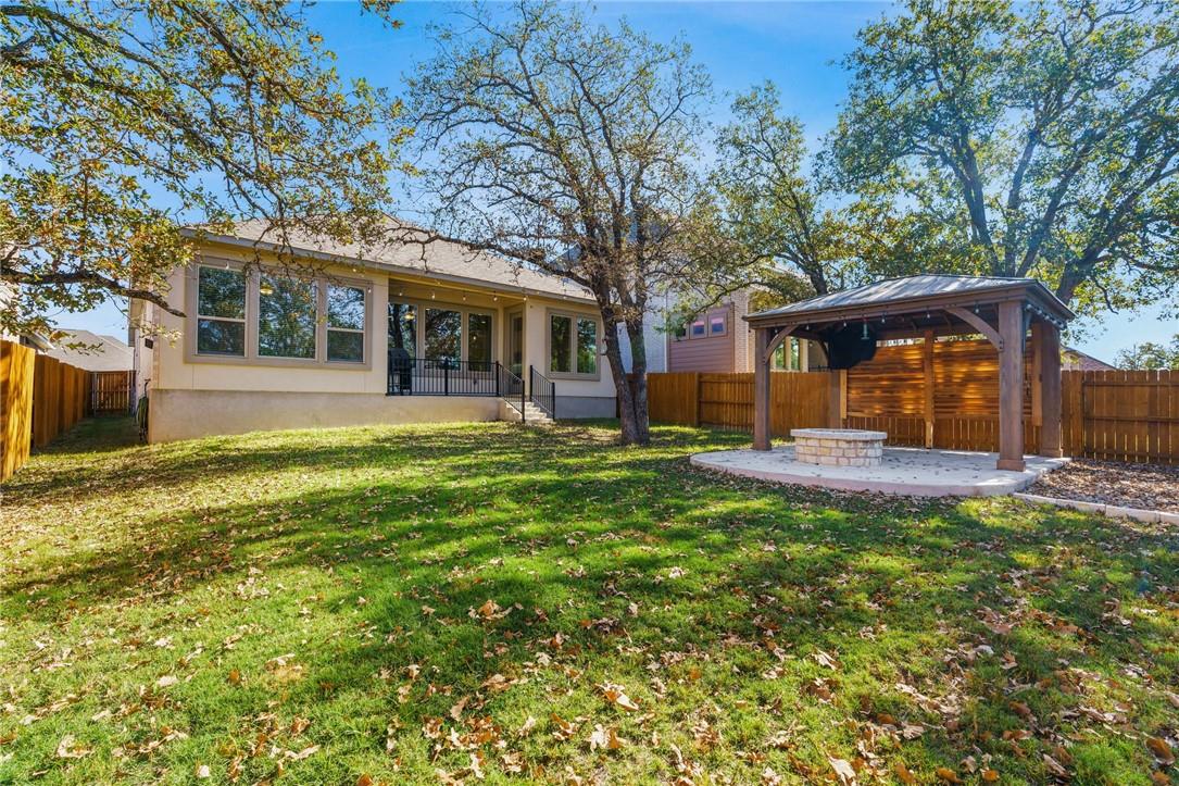 941 Del Raphael DR