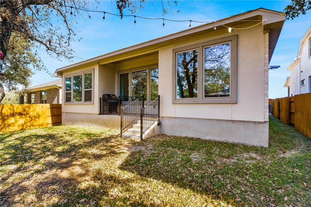 941 Del Raphael DR