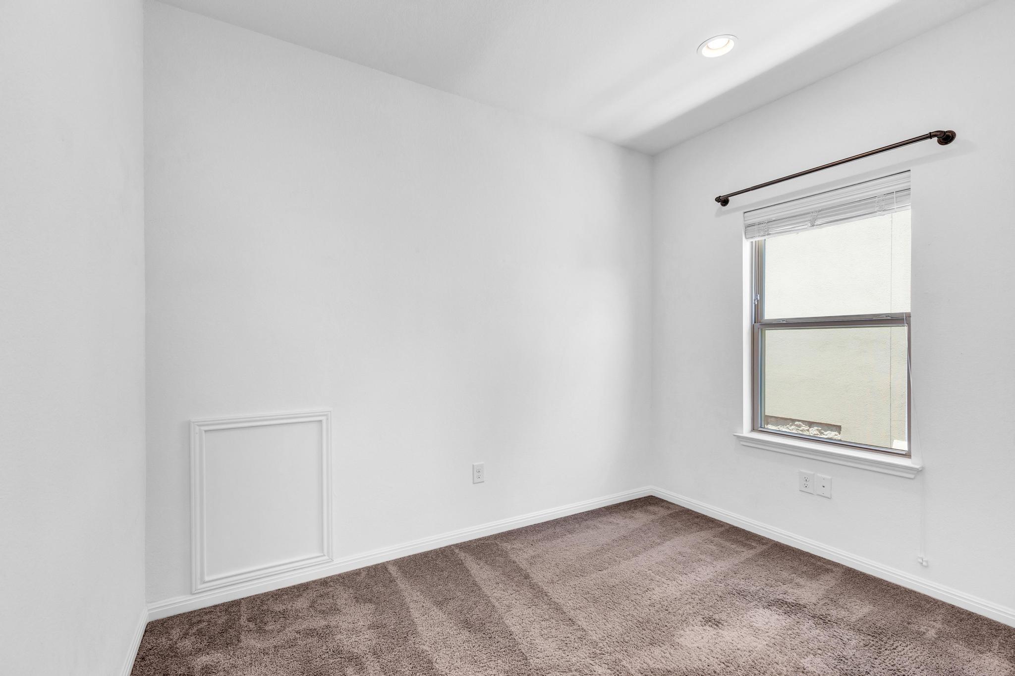 2907 Zelma DR