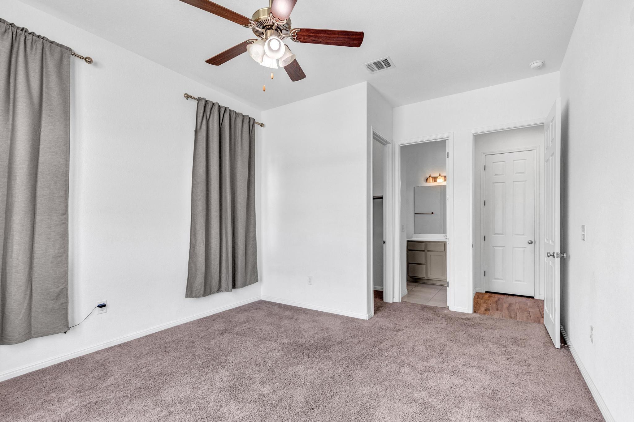 2907 Zelma DR
