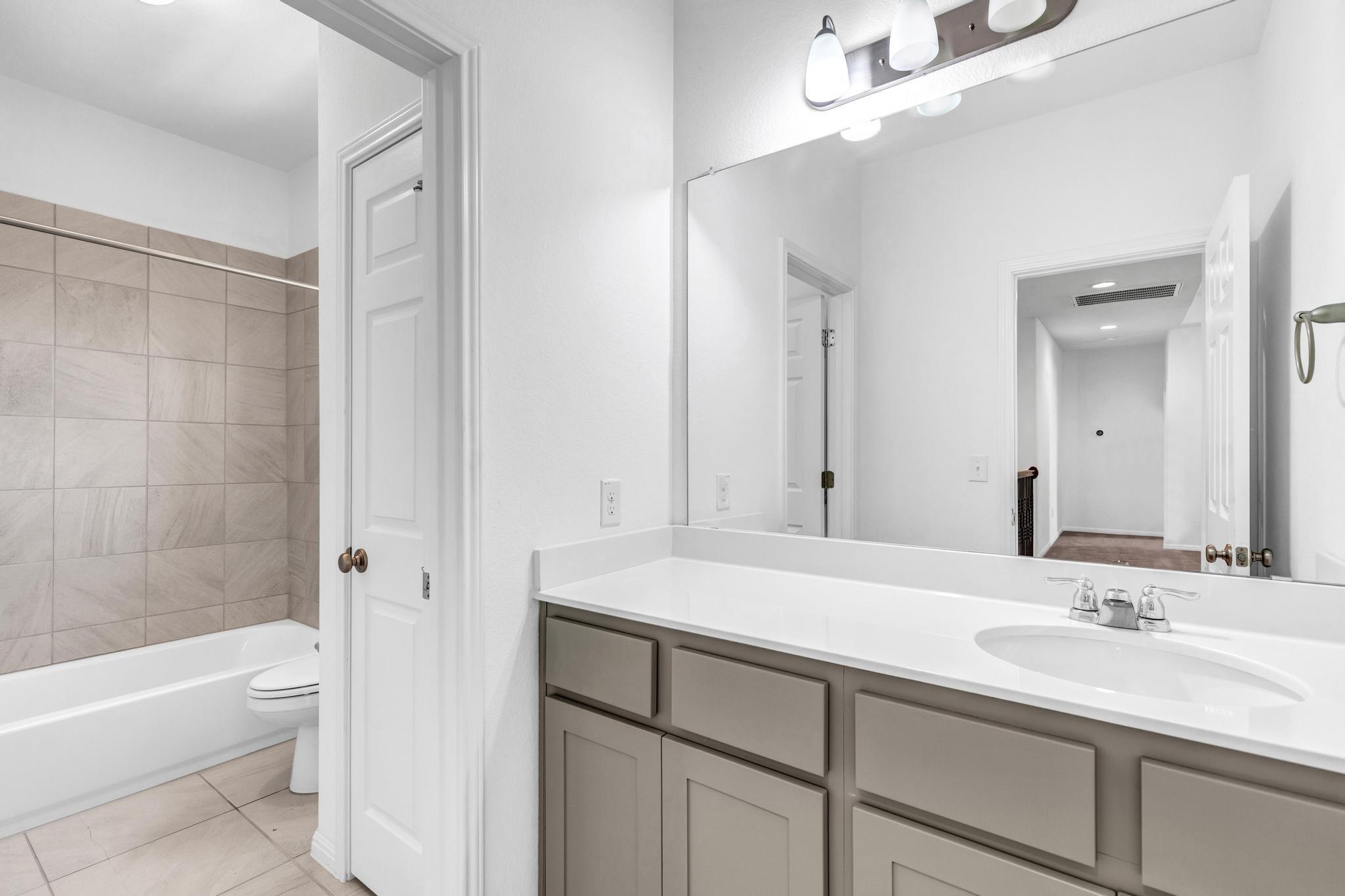 2907 Zelma DR