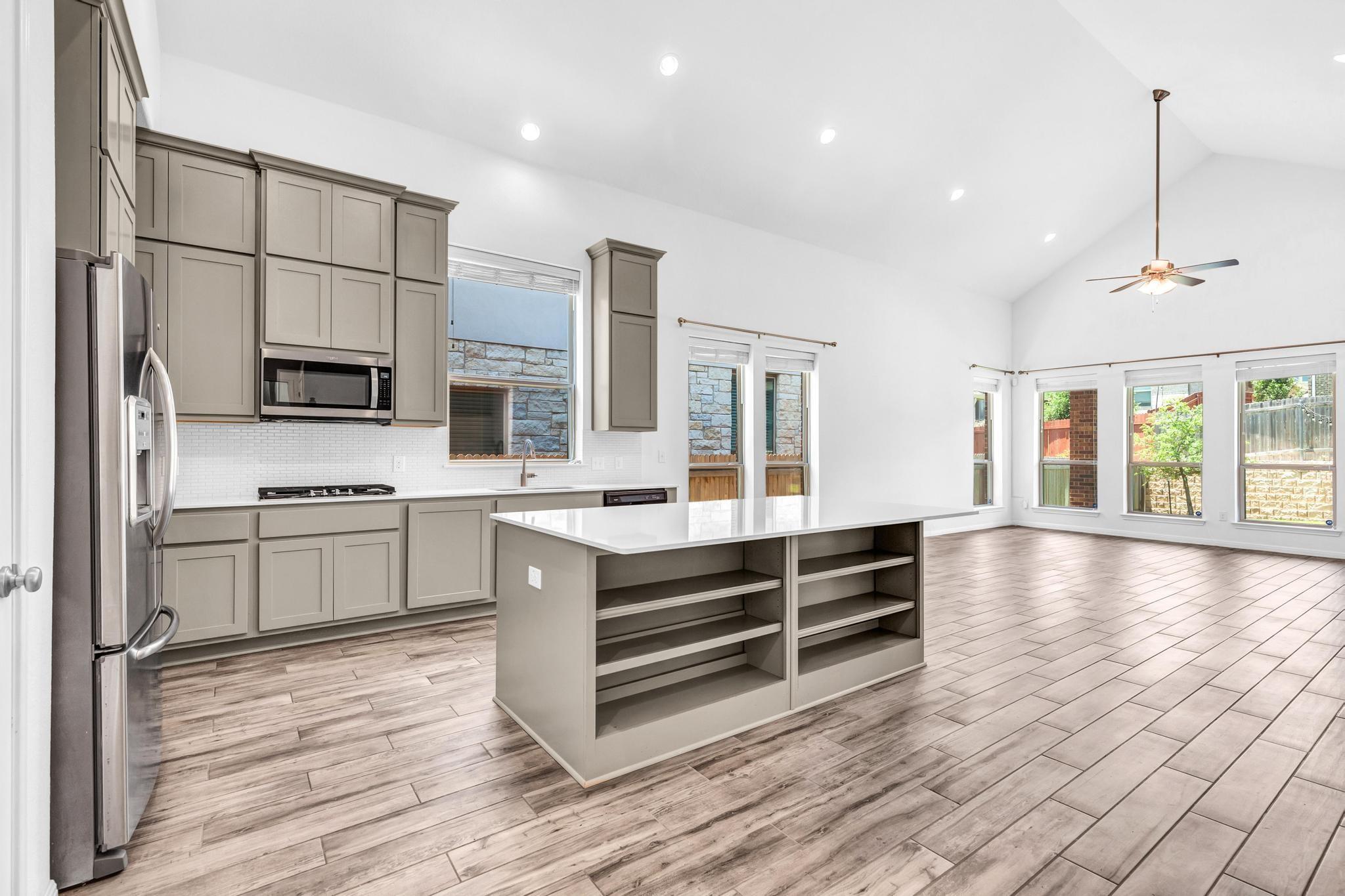 2907 Zelma DR