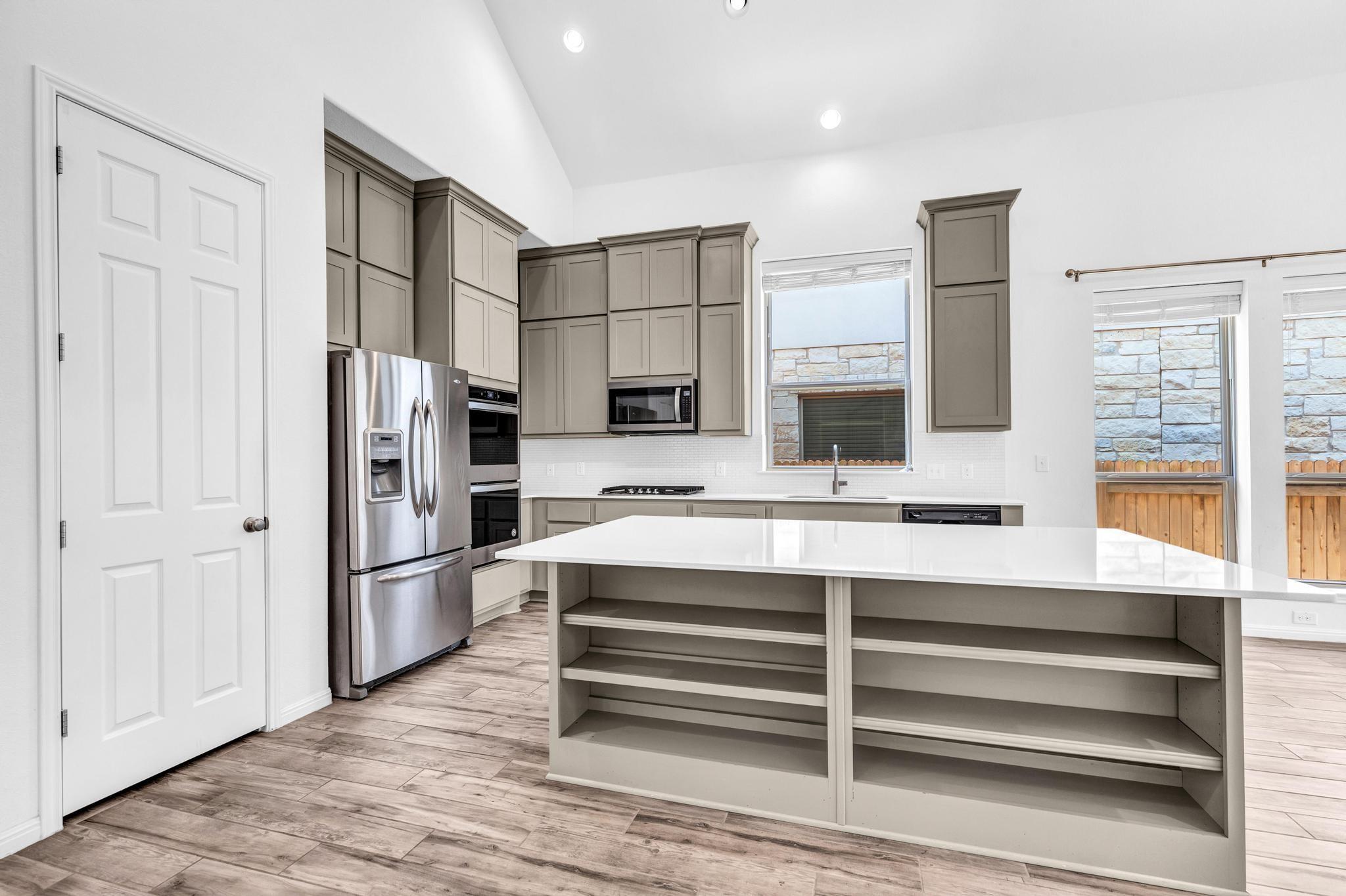 2907 Zelma DR