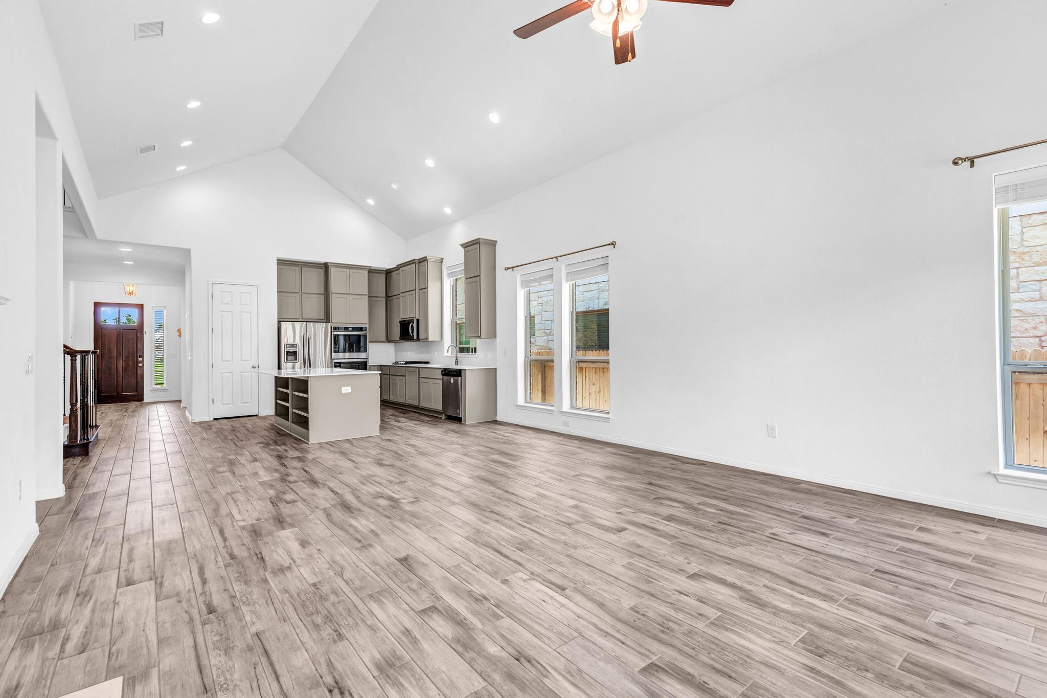 2907 Zelma DR
