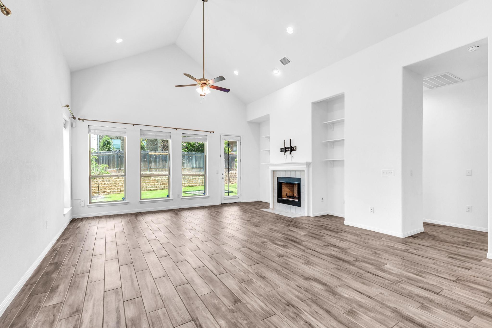 2907 Zelma DR